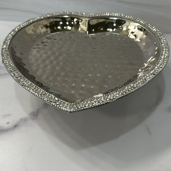 India Handicrafts heart shaped Beaded Hammered Silver tone Metal Tray Platter - Picture 11 of 12